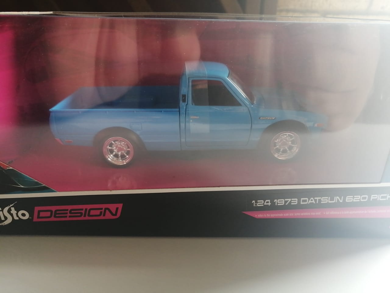 Maisto 1/24 Datsun